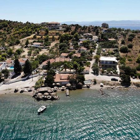 Hotel Mantas Bay Loutráki Exteriér fotografie